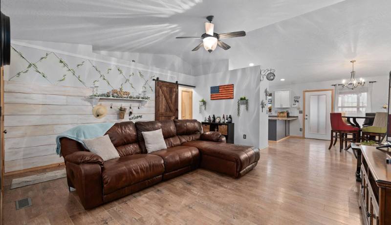 House for rent at 1043 NW Kloe St, Mountain Home, ID 83647