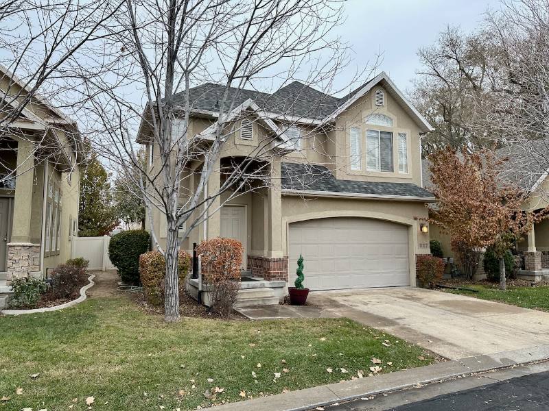 House for rent at 927 E Montana Vista Lane, Salt Lake City, UT 84124