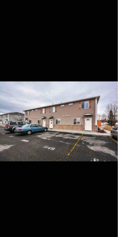Townhouse for rent at 649 Countryside Ave, Rexburg, ID 83440