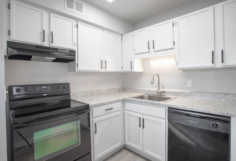 Apartment for rent at 372 Beechmont Dr, Newport News, VA 23608