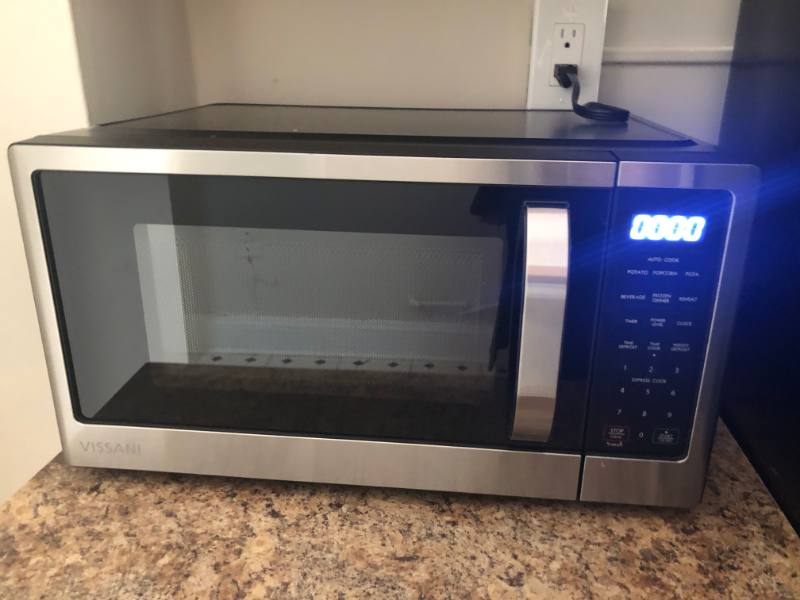 Apartment for rent at 34 State St #3D, Teaneck, NJ 07666