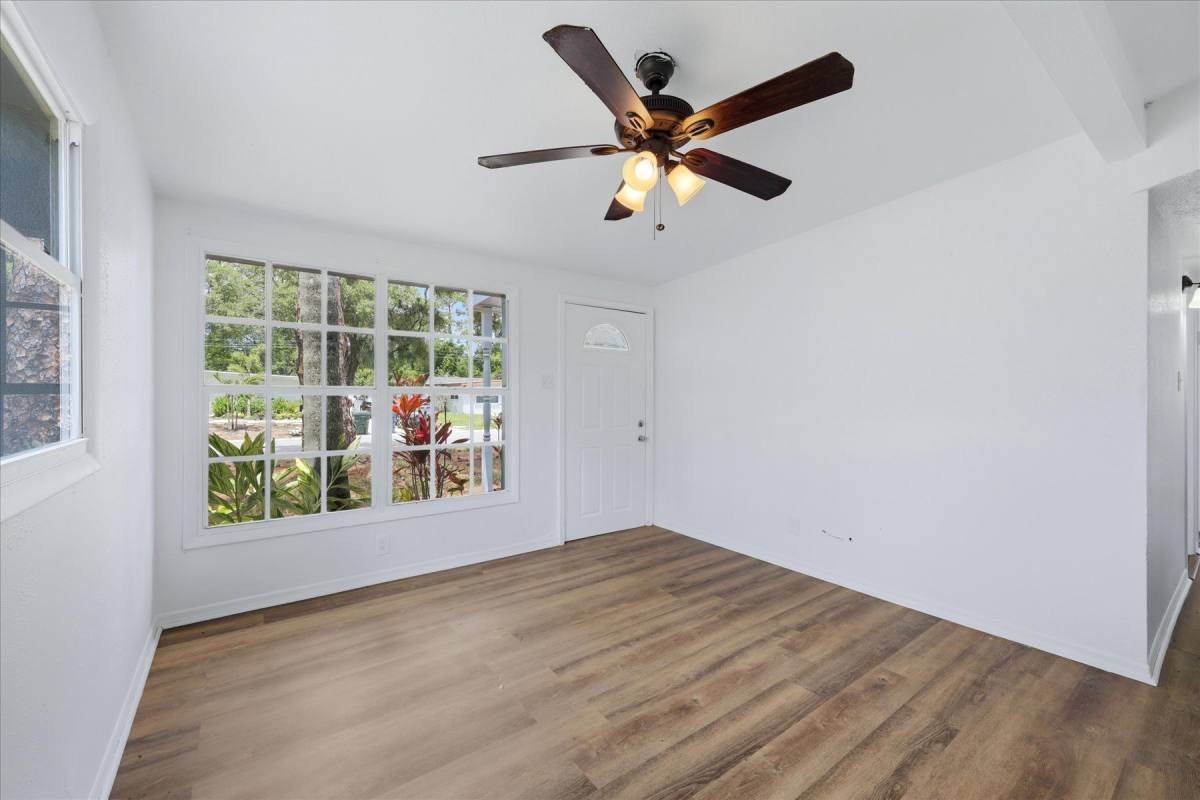 House for rent at 3719 Papai Dr, Sarasota, FL 34232