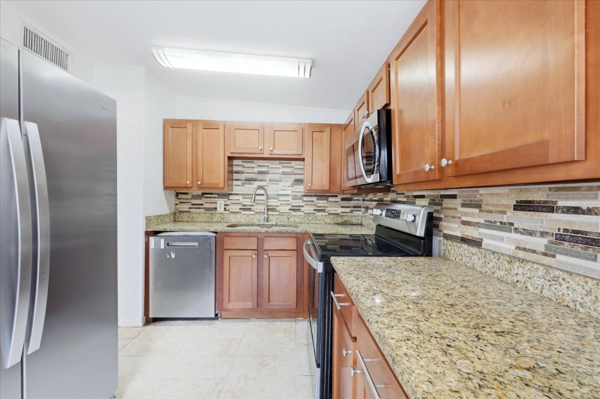House for rent at 3719 Papai Dr, Sarasota, FL 34232