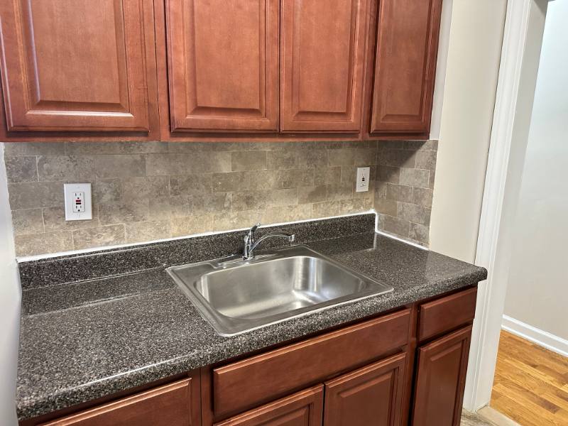 Apartment for rent at 146 Manhattan Ave #3, Jersey City, NJ 07307