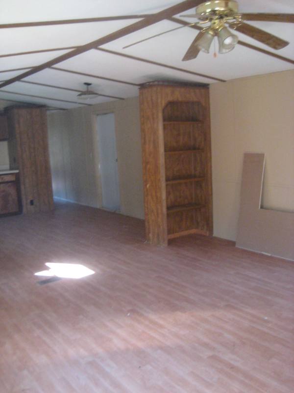 Apartment for rent at 924 W 49THE St #11, Anniston, AL 36206