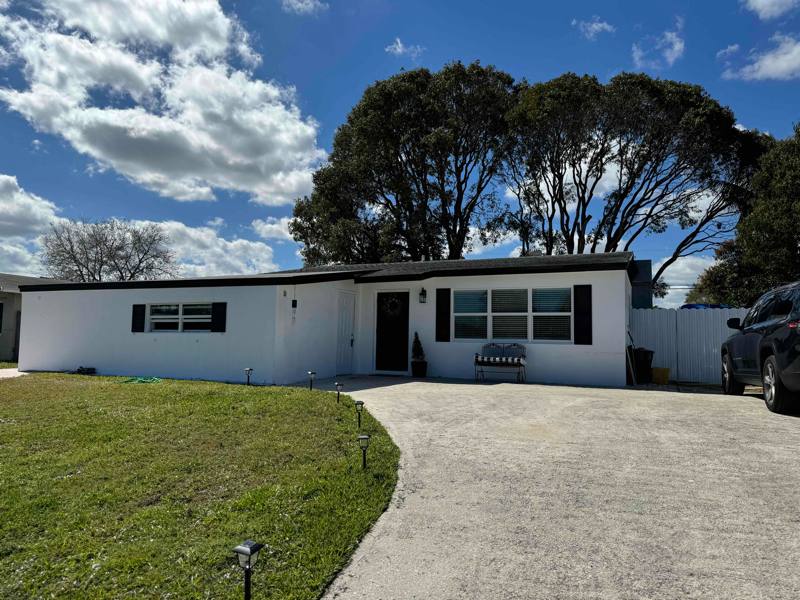 House for rent at 9147 Reed Dr #A, Palm Beach Gardens, FL 33410