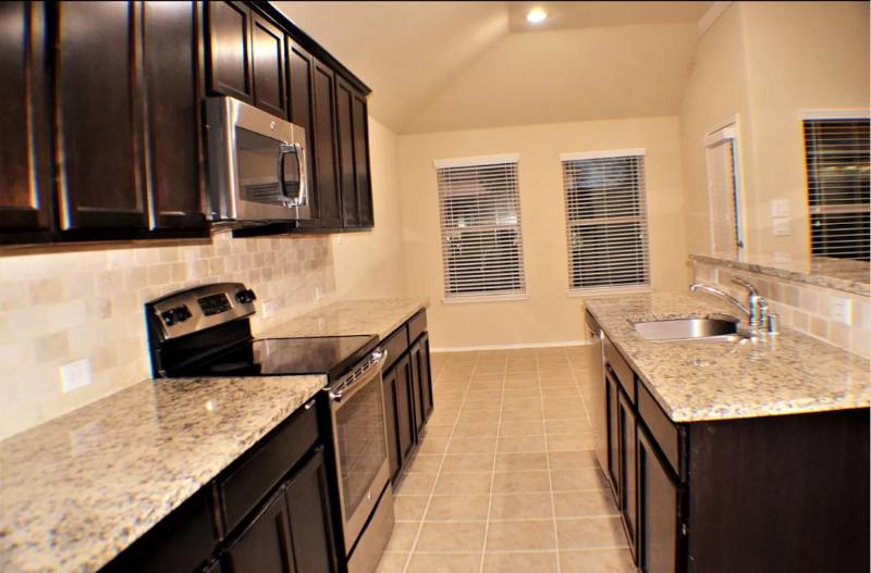 House for rent at 701 Cheyenne Dr, Aubrey, TX 76227
