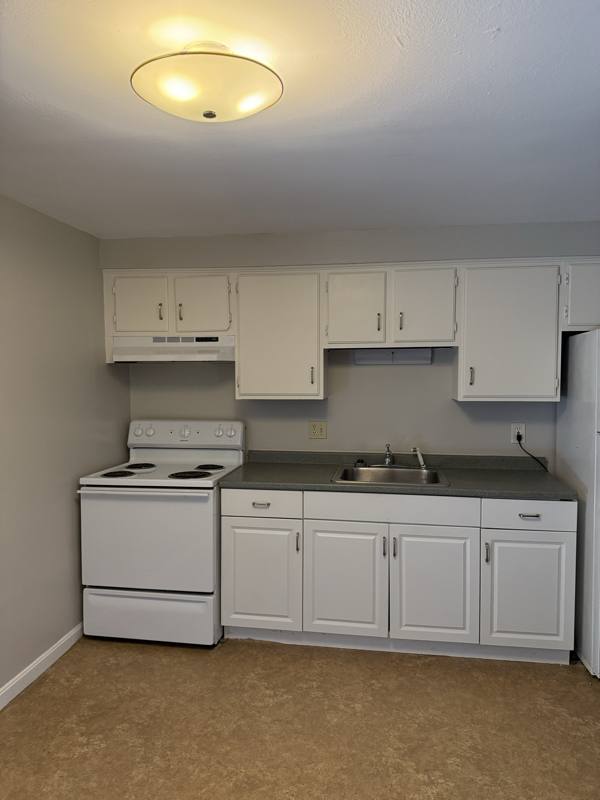 Apartment for rent at 20-22 Margaret St #9, Pawtucket, RI 02860