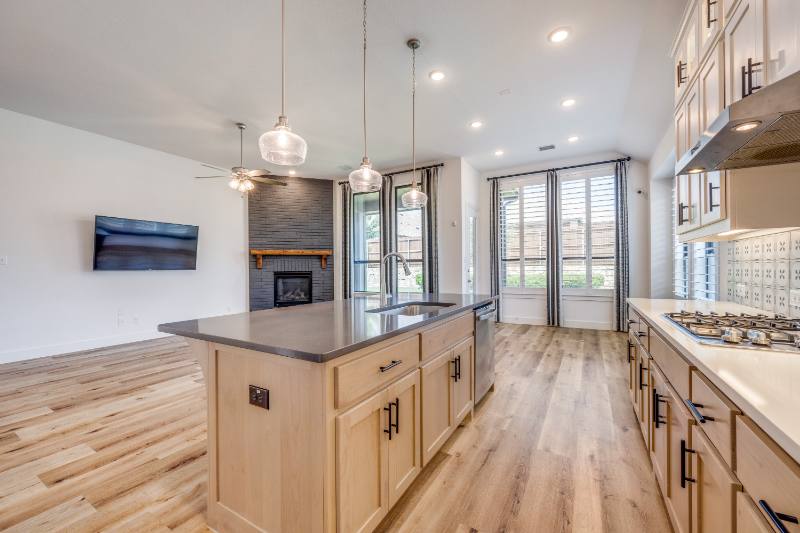 House for rent at 914 Songbid Lane, Sherman, TX 75092