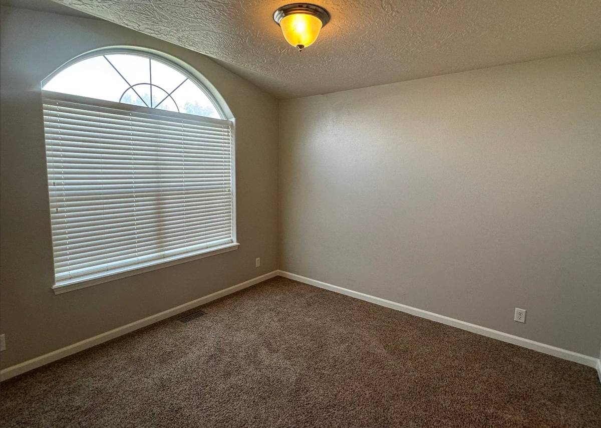 House for rent at 201 NE Victor Gust, Mountain Home, ID 83647
