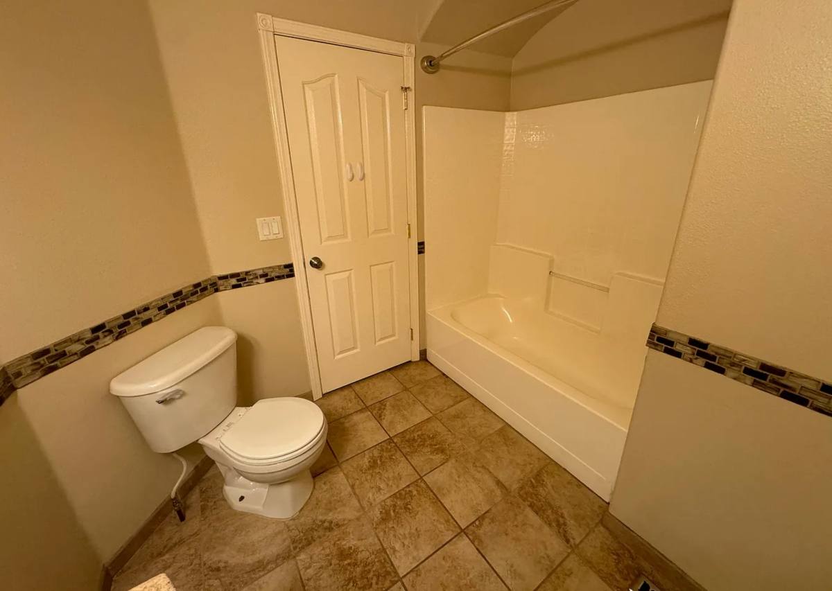 House for rent at 201 NE Victor Gust, Mountain Home, ID 83647