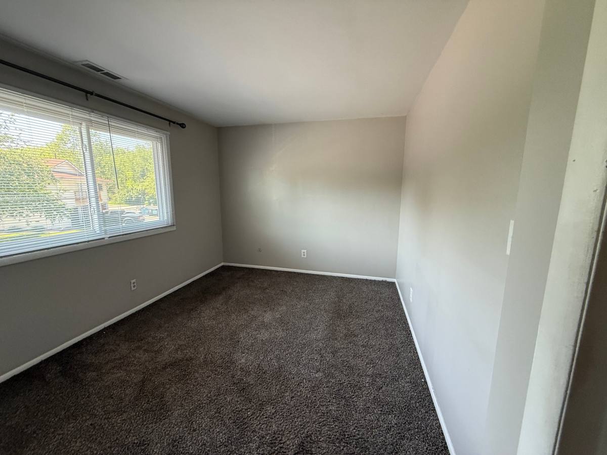 Condo for rent at 6885 Fillmore Dr, Merrillville, IN 46410