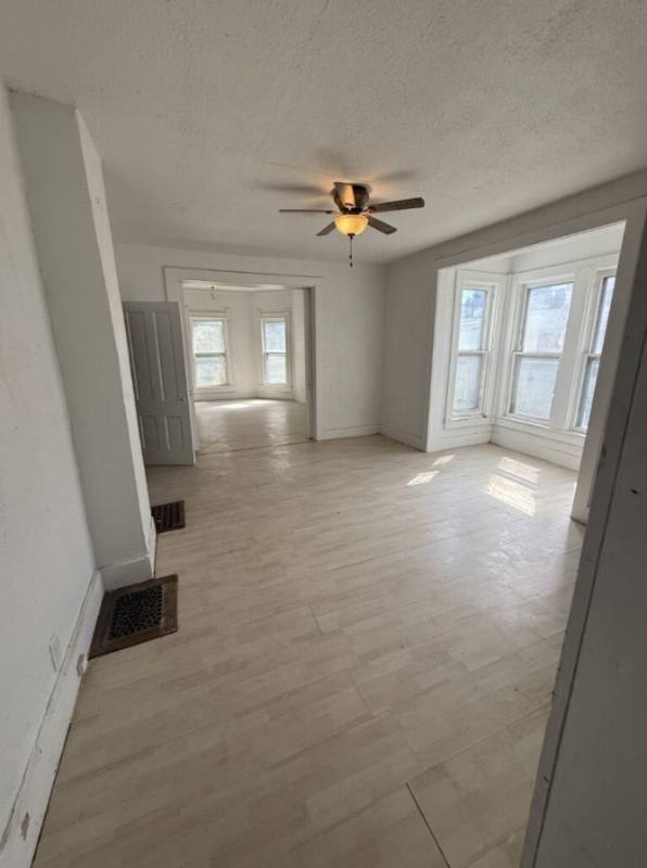 House for rent at 803 5th Ave, Shenandoah, IA 51601