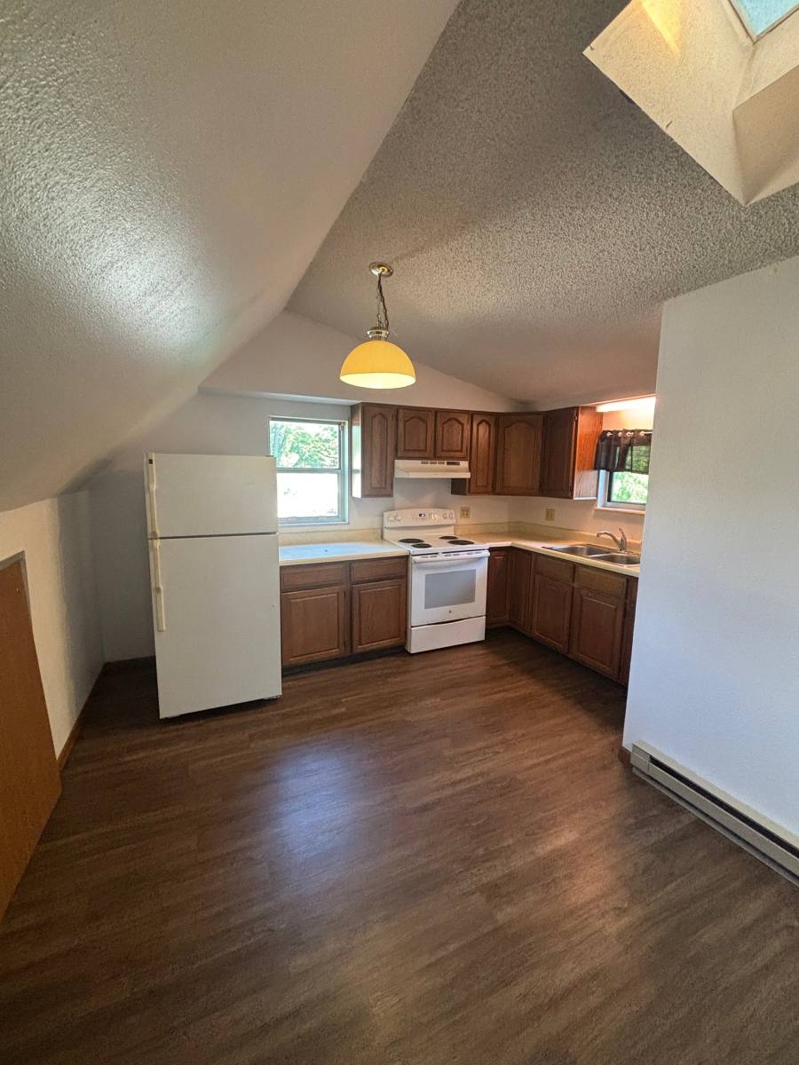 Apartment for rent at 1605 N Main St #B, Edwardsville, IL 62025