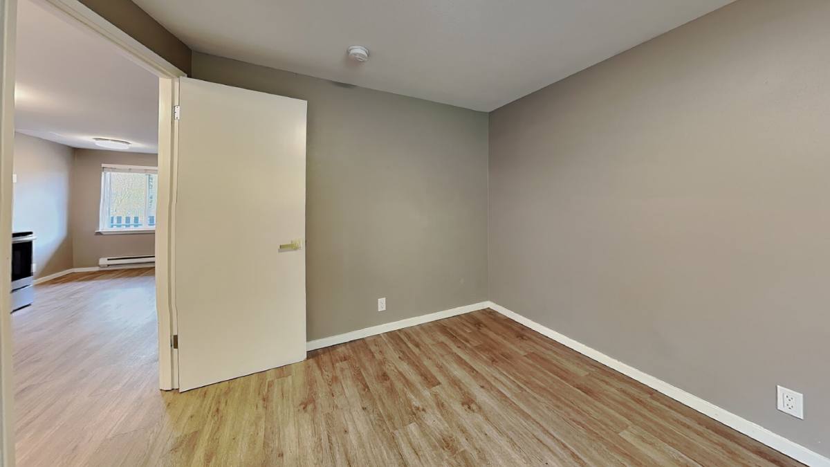 Apartment for rent at 102 Summit Ave N, Kent, WA 98030