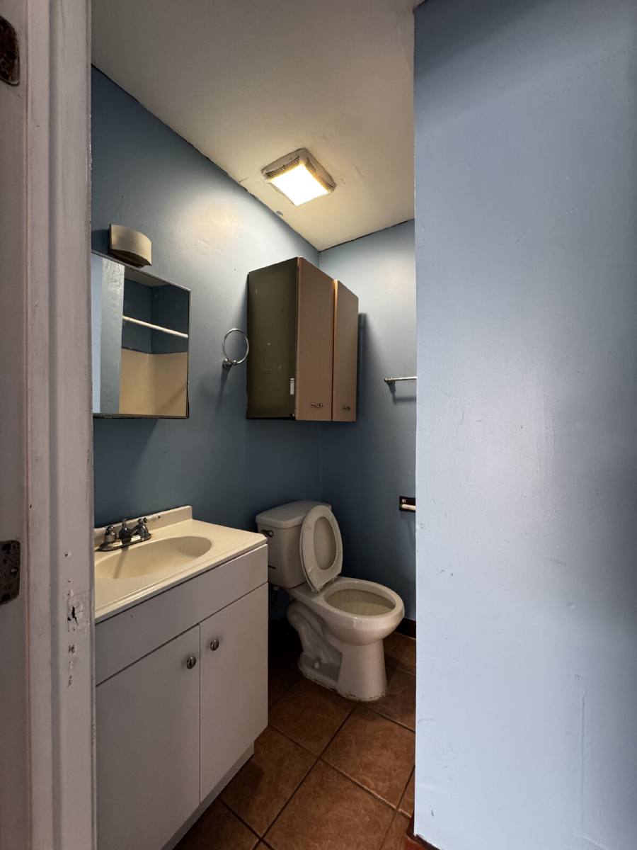 Apartment for rent at 3401 Ennis St, Houston, TX 77004