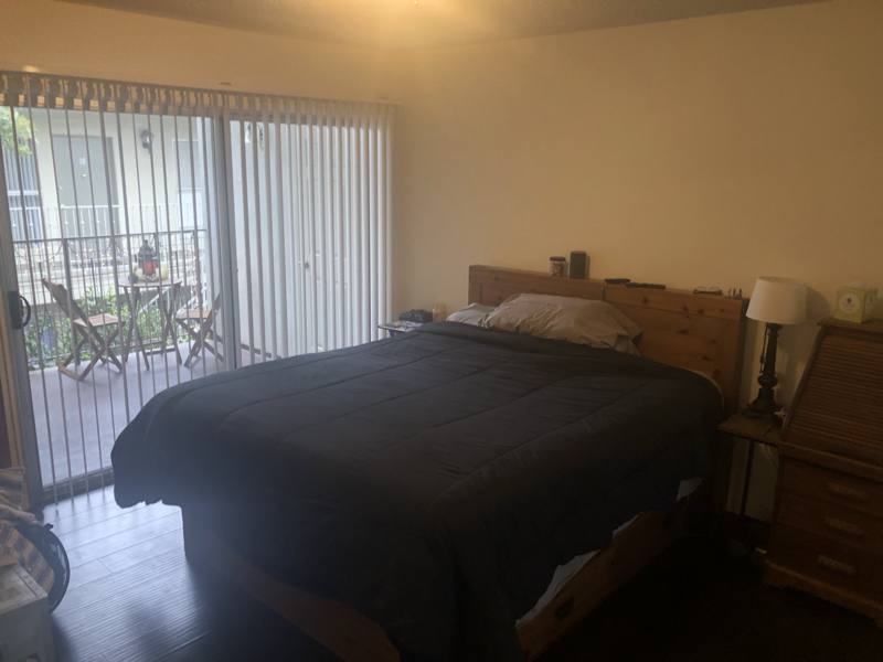 Apartment for rent at 20880 Ventura Blvd #11, Woodland Hills, CA 91364
