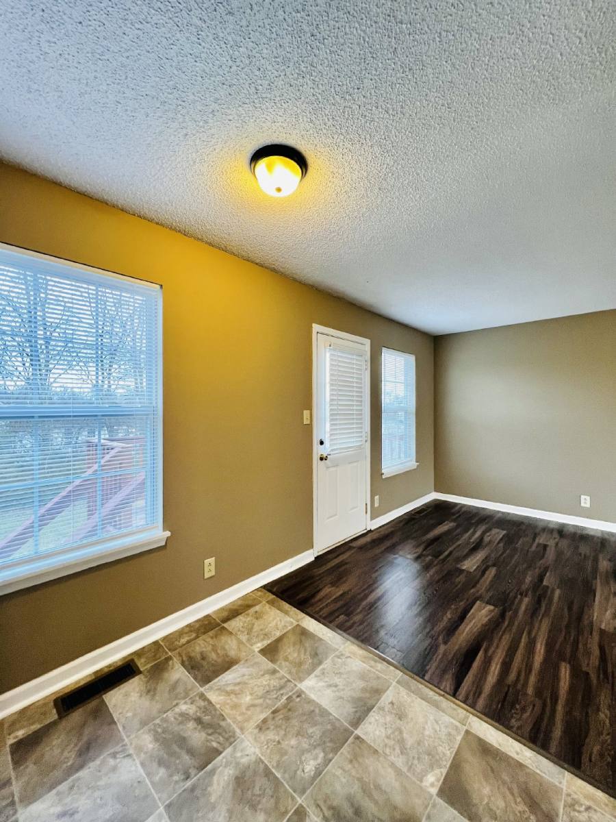 House for rent at 1005 Poppyseed Dr, Oak Grove, KY 42262