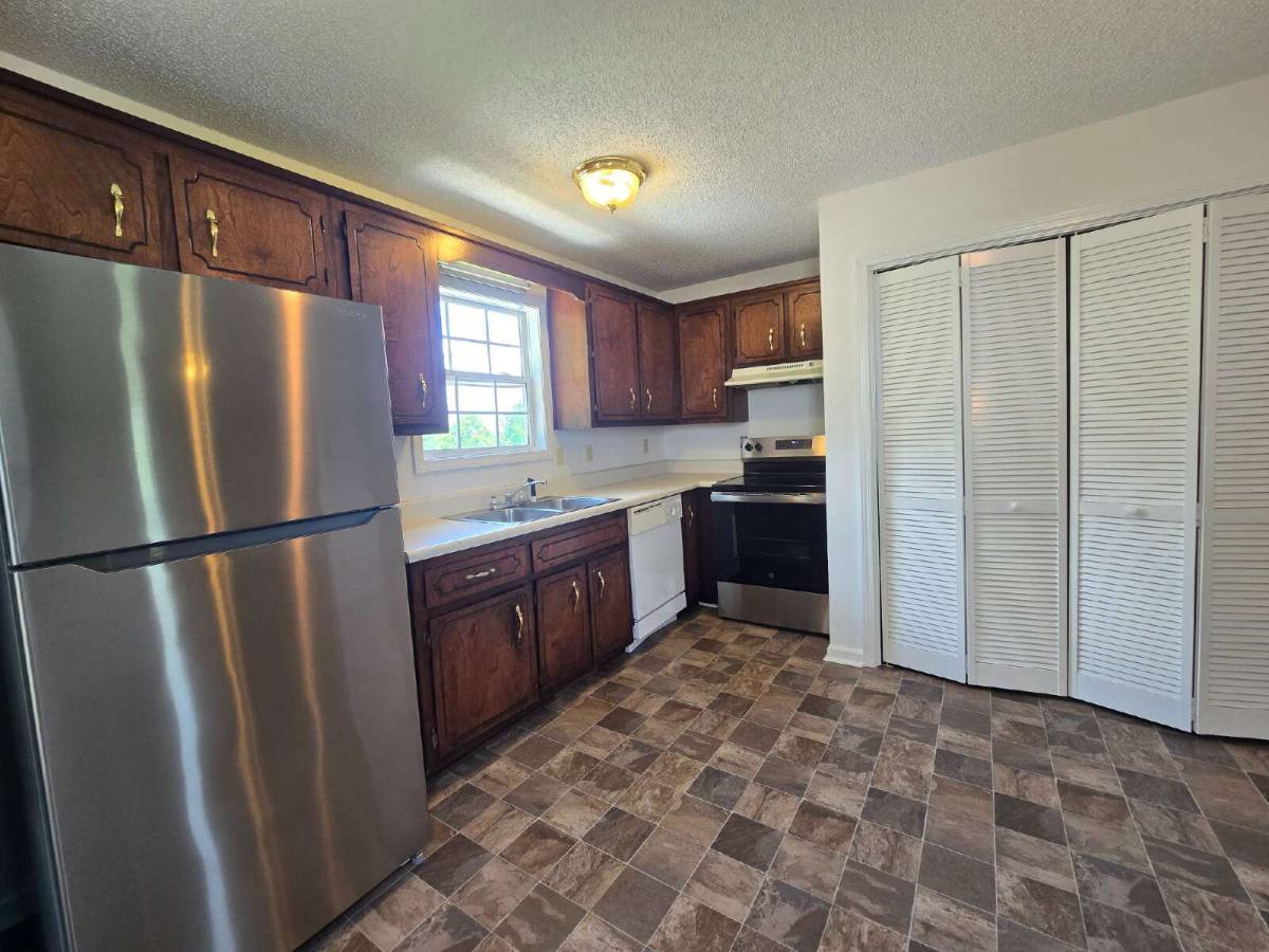 House for rent at 2408 N Ford St, Clarksville, TN 37042
