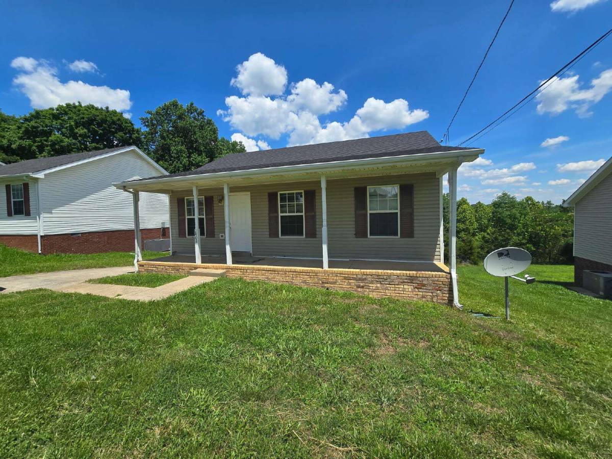 House for rent at 2408 N Ford St, Clarksville, TN 37042