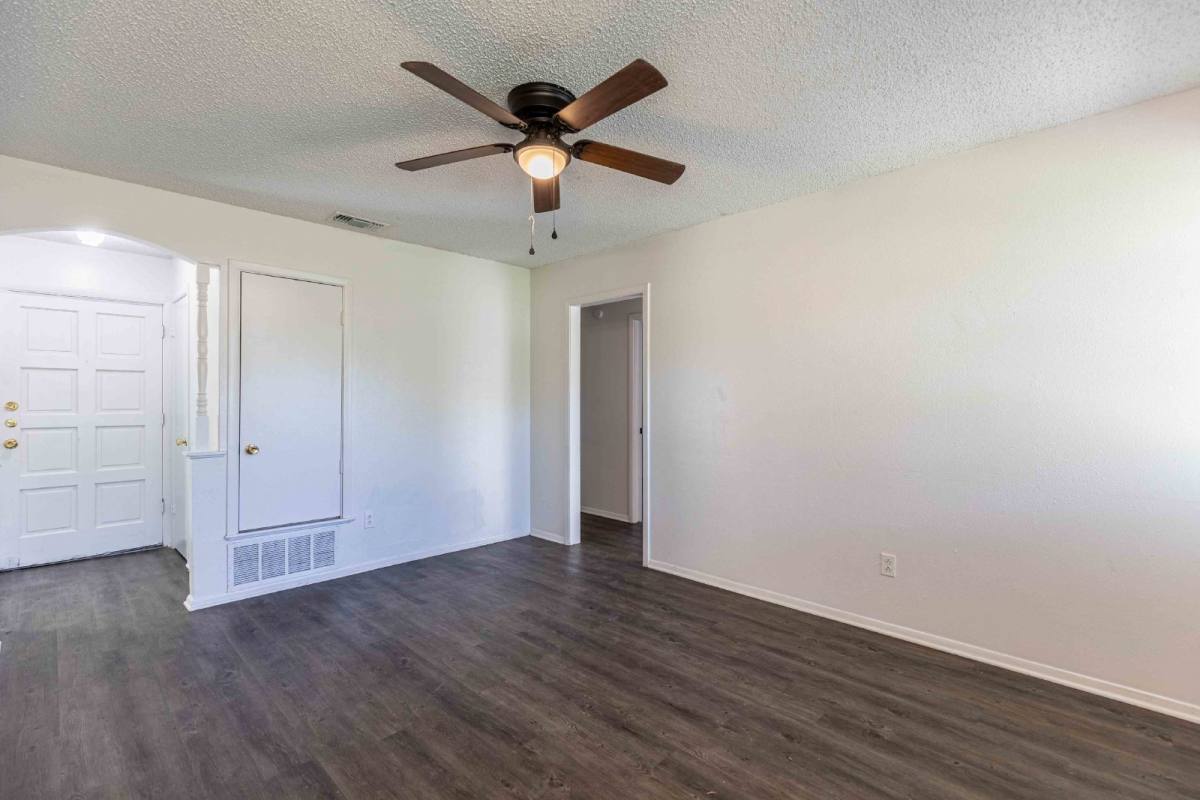 House for rent at 4910 Tennyson Dr, San Antonio, TX 78217