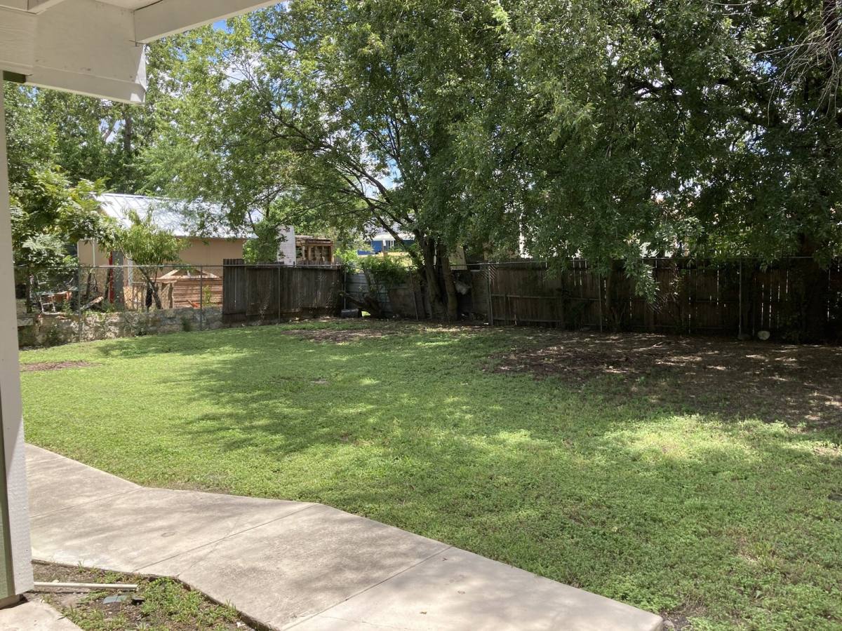 House for rent at 6358 W Commerce St, San Antonio, TX 78237