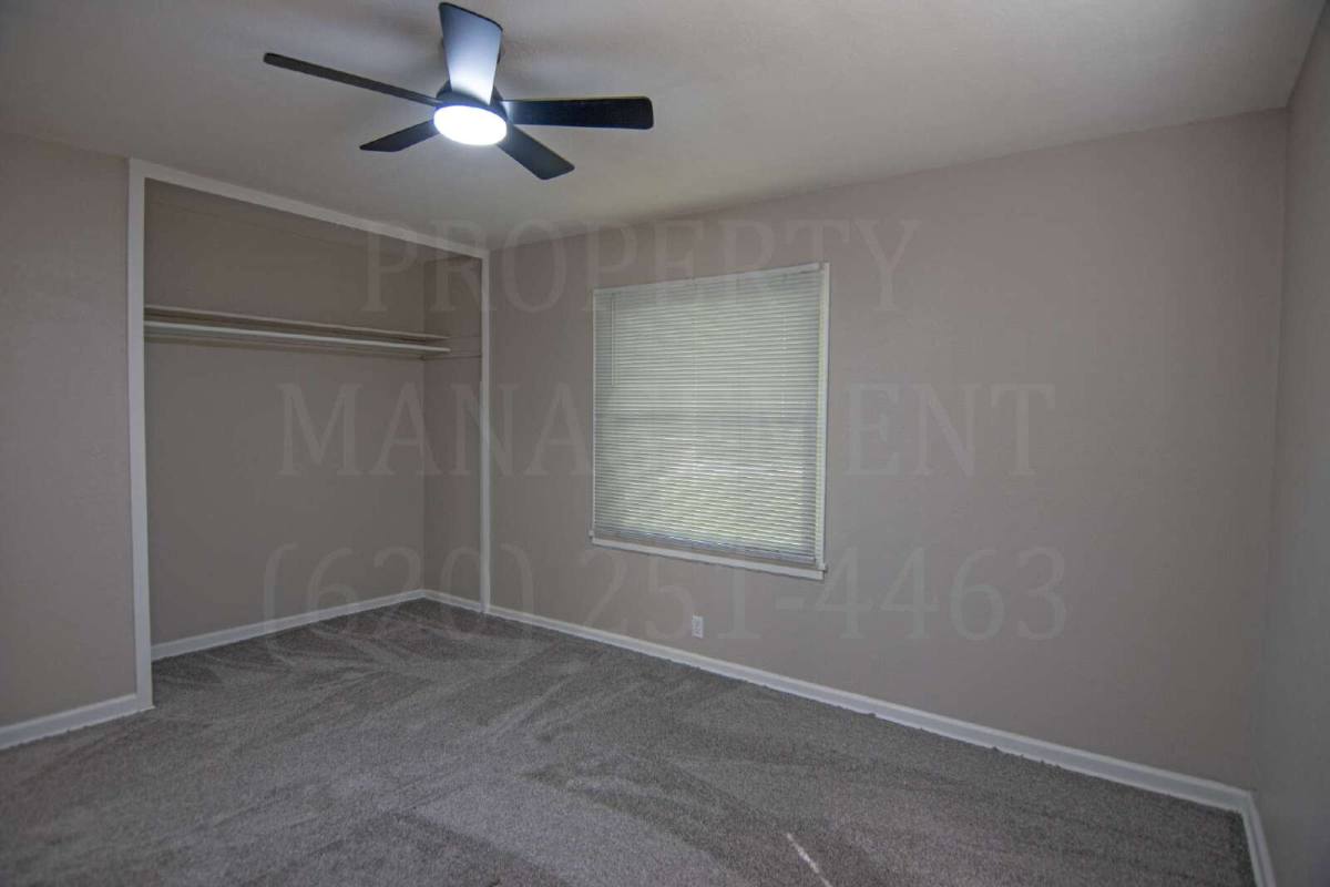 House for rent at 608 Waverly Way, Coffeyville, KS 67337