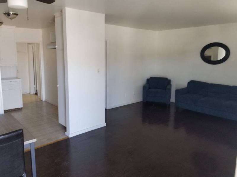 Apartment for rent at 14811 Vanowen St #3, Van Nuys, CA 91405