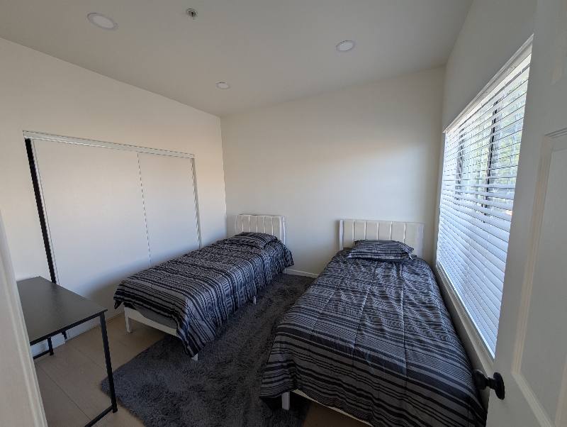 Condo for rent at 11035 Moorpark St, North Hollywood, CA 91602