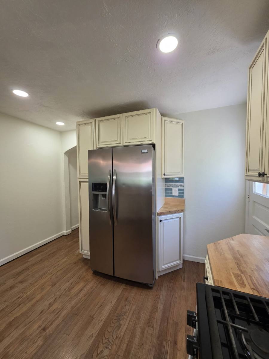 House for rent at 300 Maxwell Dr, Pittsburgh, PA 15236