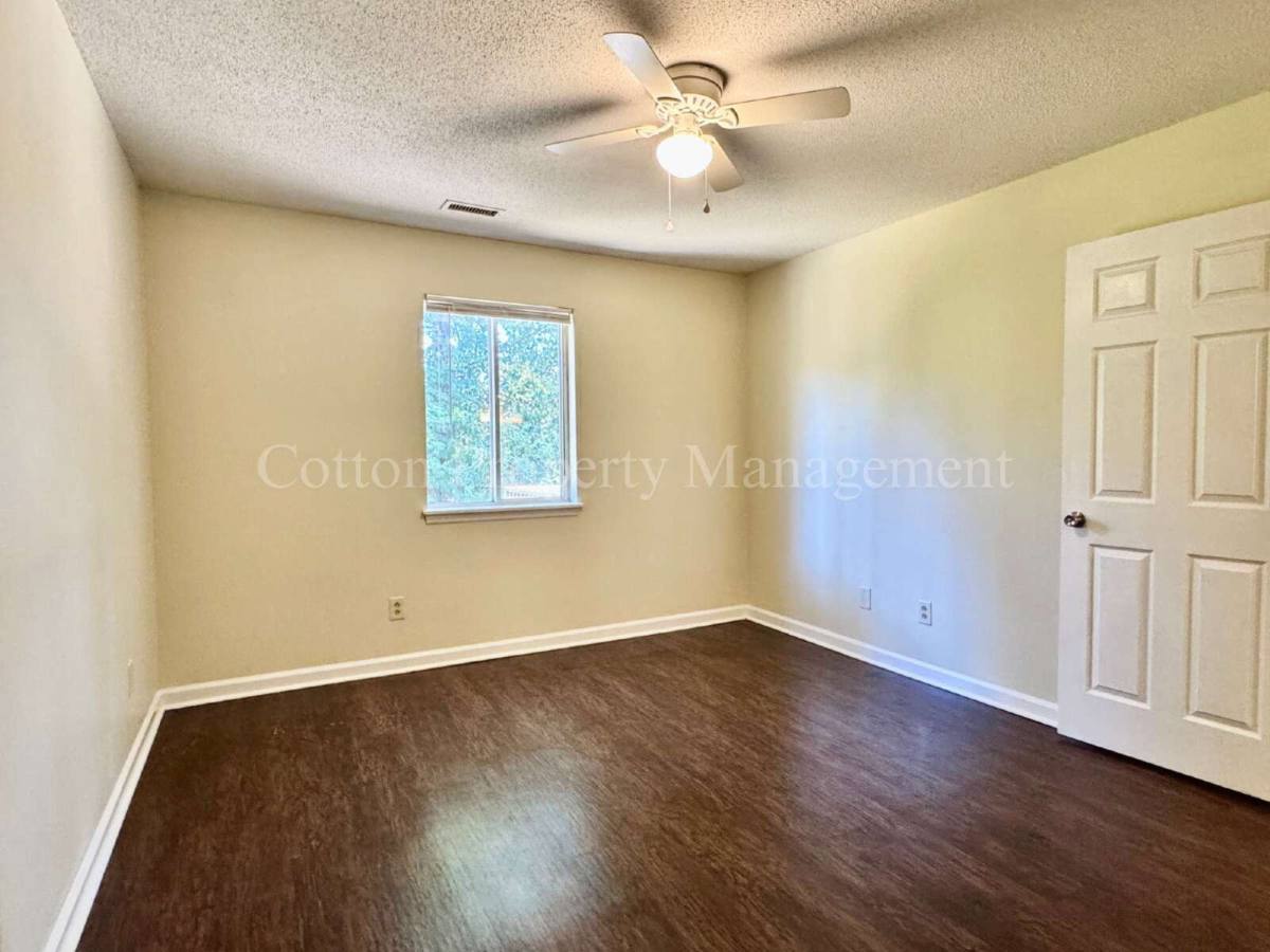 Apartment for rent at 107 Lullwater Dr #201, Wilmington, NC 28403