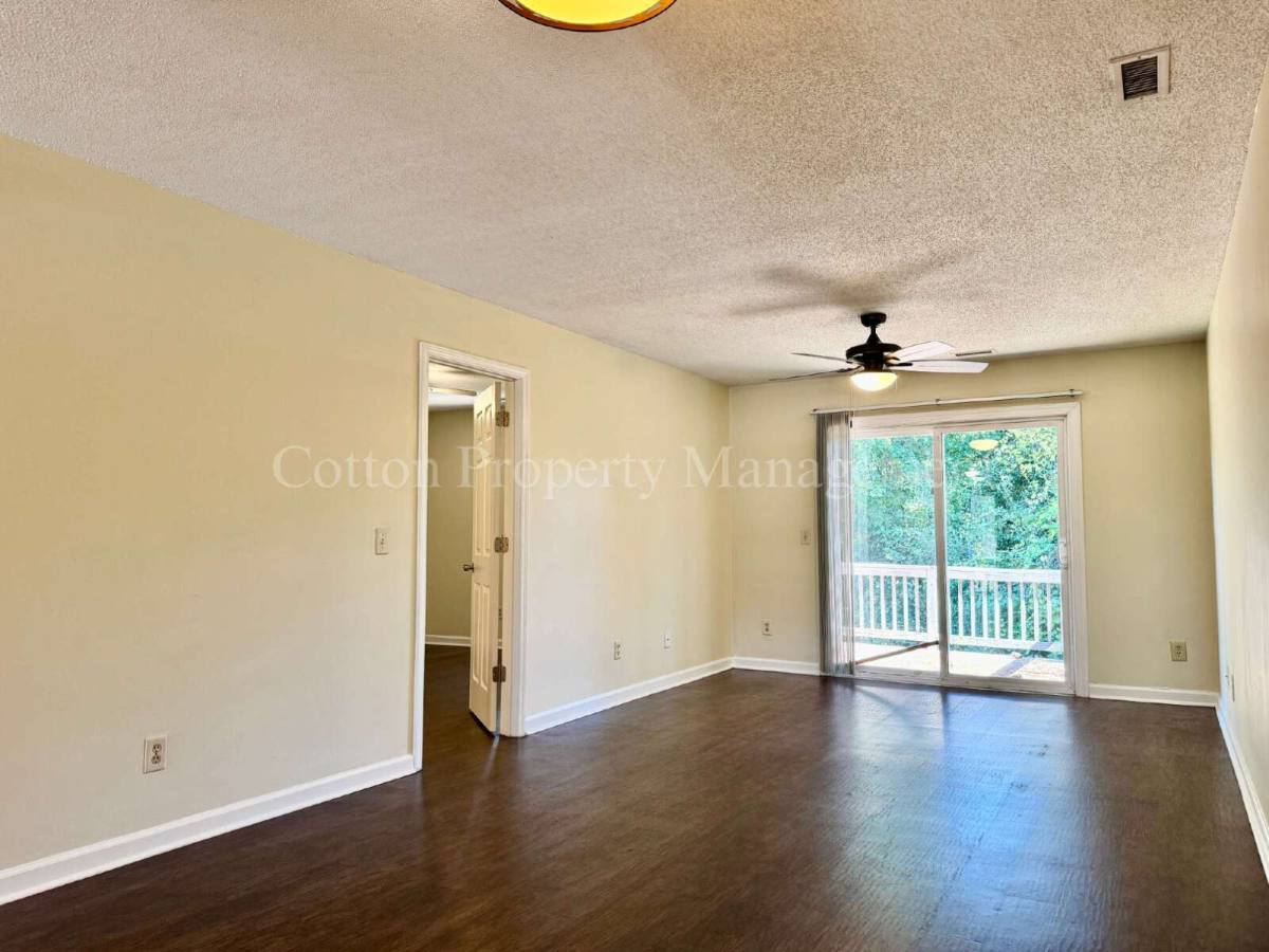 Apartment for rent at 107 Lullwater Dr #201, Wilmington, NC 28403