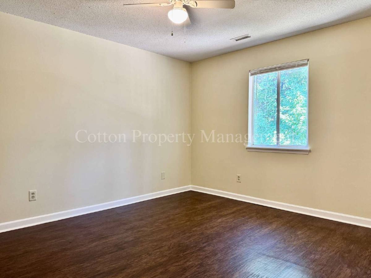 Apartment for rent at 107 Lullwater Dr #201, Wilmington, NC 28403
