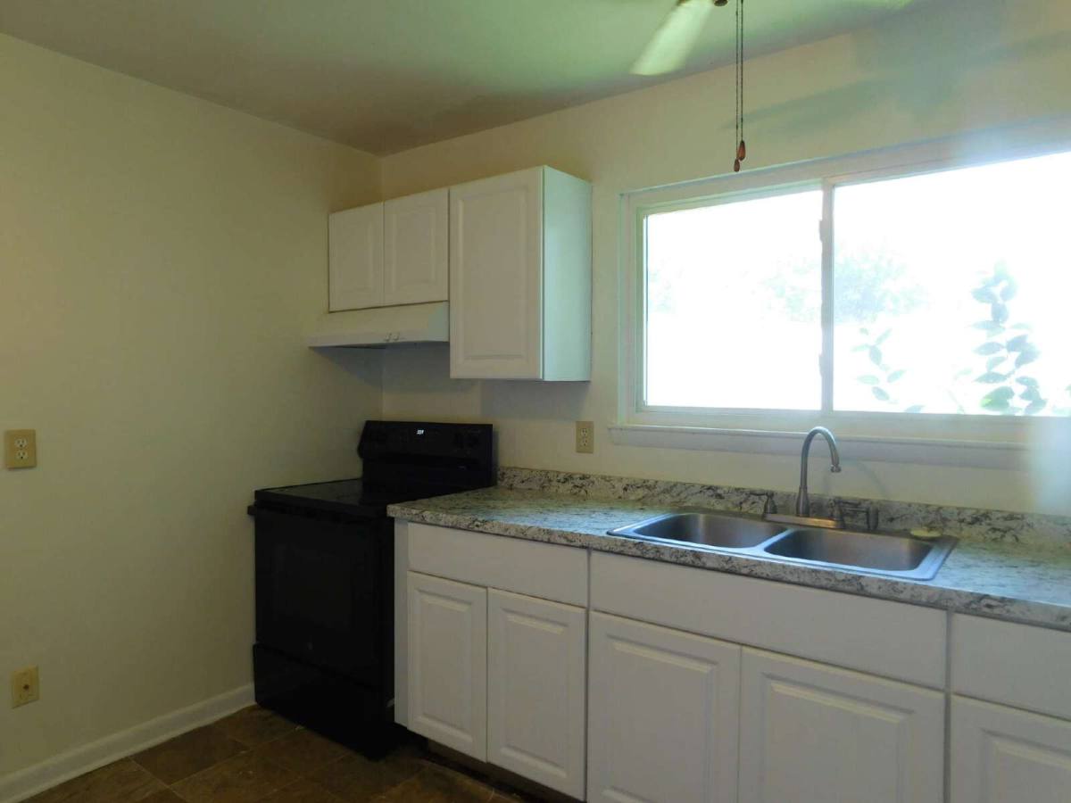 House for rent at 3825 Annie Lane, Virginia Beach, VA 23452
