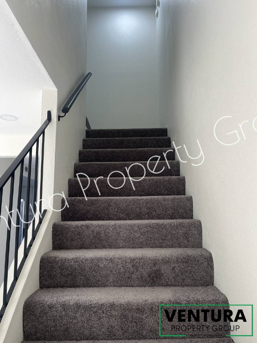 Apartment for rent at 520 S I St #3, Oxnard, CA 93033