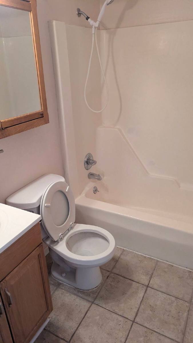 Apartment for rent at 721 Peachtree Place, Mason, MI 48854