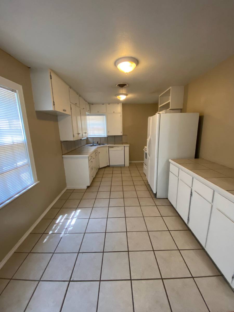 Townhouse for rent at 2520 27th St, Lubbock, TX 79410