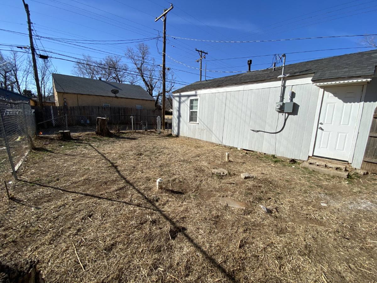 Townhouse for rent at 1925 27th, Lubbock, TX 79411