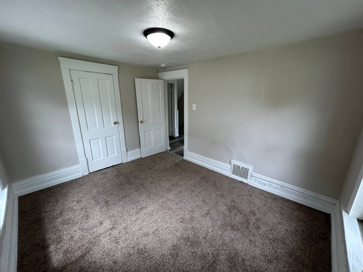 House for rent at 109 Kent Court, Akron, OH 44305