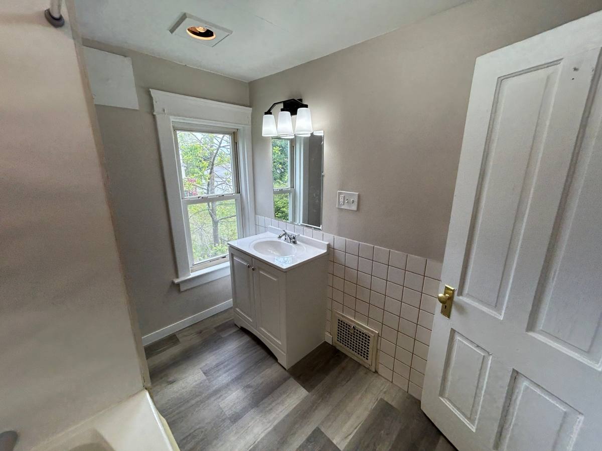 House for rent at 109 Kent Court, Akron, OH 44305