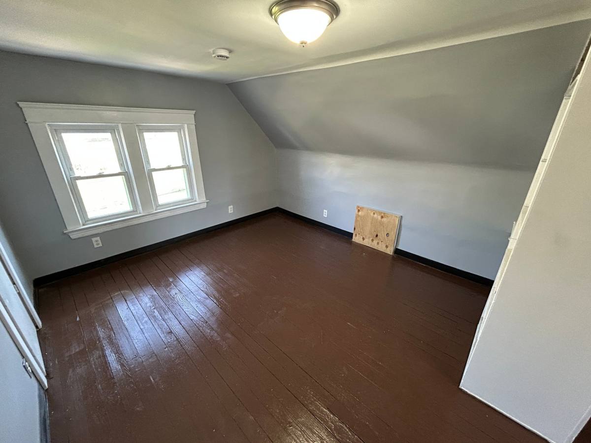 House for rent at 11220 Primrose Ave, Cleveland, OH 44108