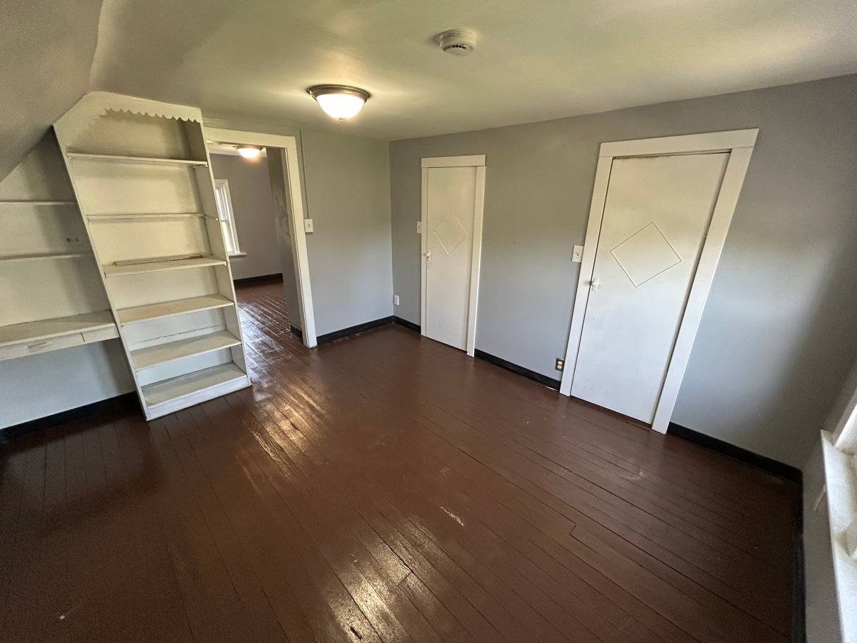 House for rent at 11220 Primrose Ave, Cleveland, OH 44108