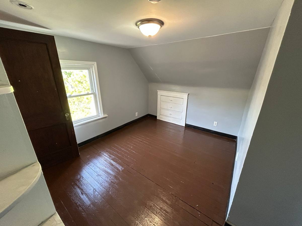 House for rent at 11220 Primrose Ave, Cleveland, OH 44108
