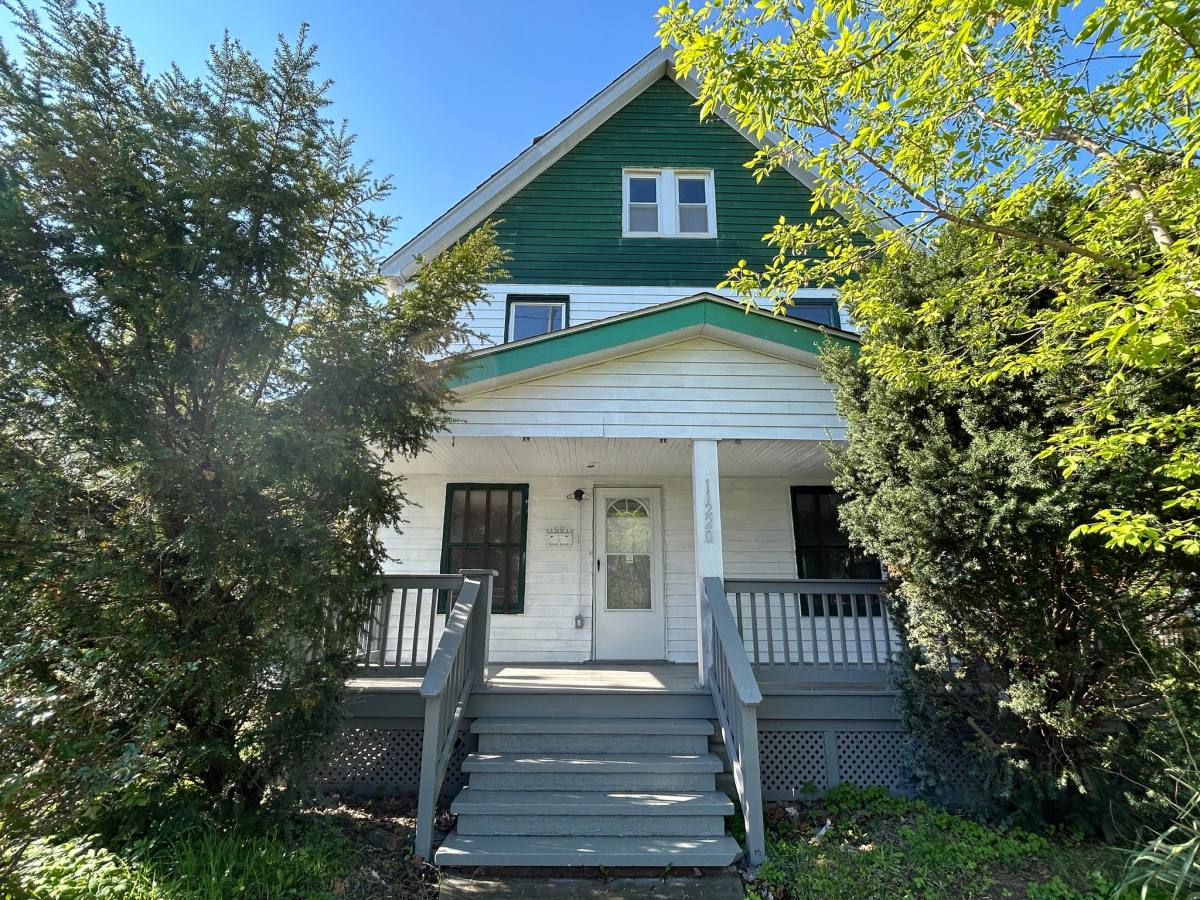 House for rent at 11220 Primrose Ave, Cleveland, OH 44108