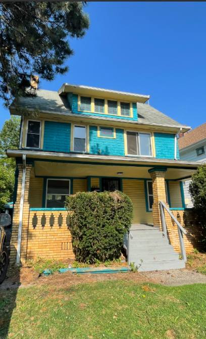 House for rent at 480 E 120th St, Cleveland, OH 44108