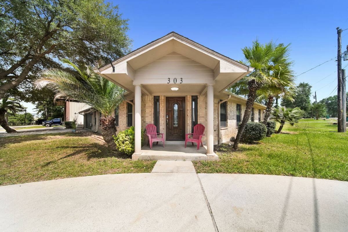 House for rent at 303 Shawnee, Montgomery, TX 77316