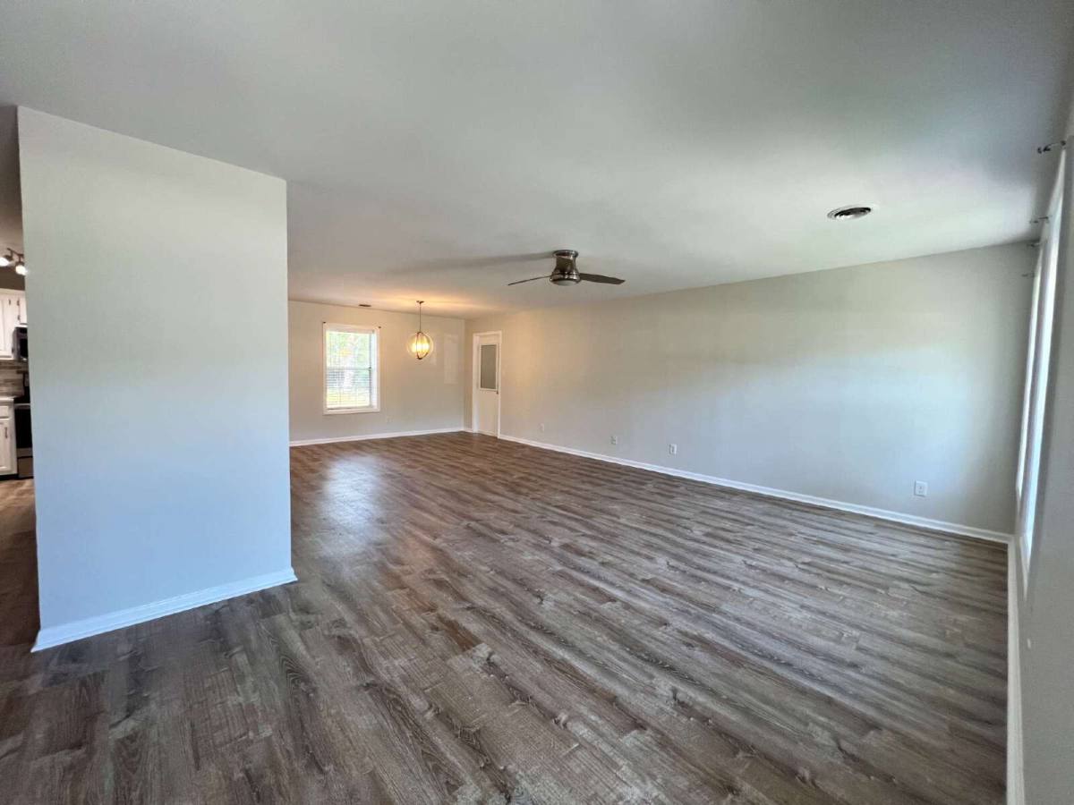 House for rent at 1093 Harbor Dr SW, Calabash, NC 28467