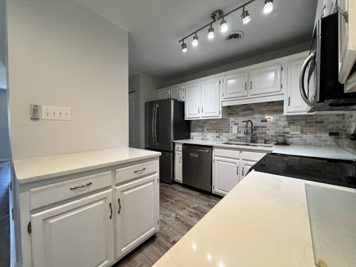 House for rent at 1093 Harbor Dr SW, Calabash, NC 28467
