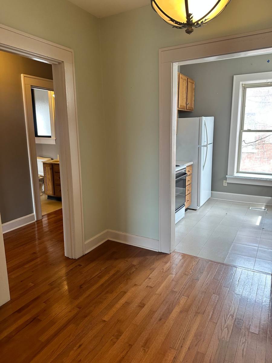 Apartment for rent at 12 N Main St #2, Madisonville, KY 42431