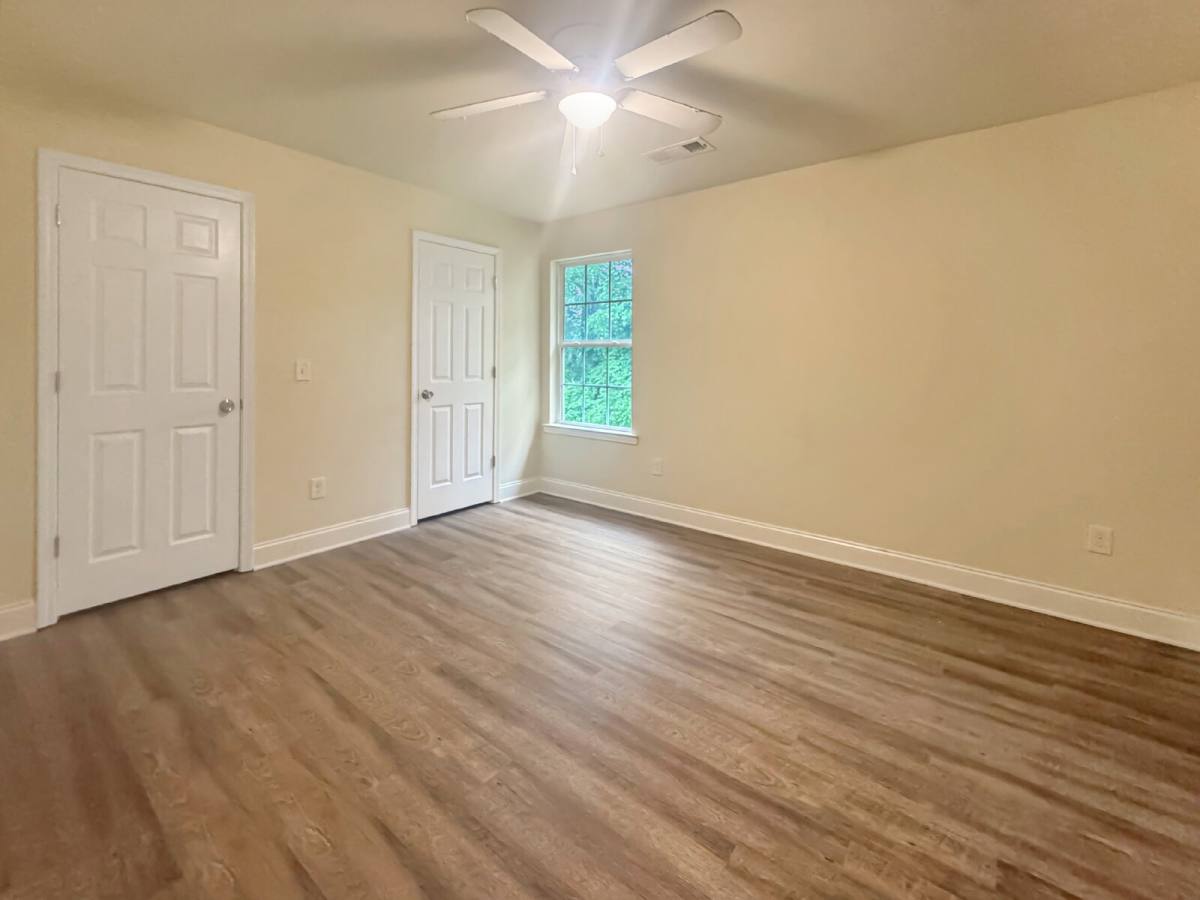 House for rent at 4045 Oliver Dr, Gainesville, GA 30506